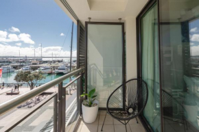 Luxury Waterfront Haven On Viaduct Harbour